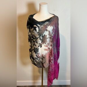 NWT Spain in America Burnout Poncho Gray/Magenta One Size